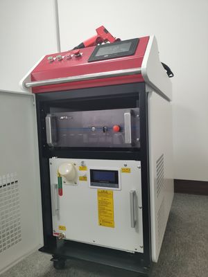 金属材料のための適用範囲が広い操作JPT手持ち型レーザーの溶接工1500W 2000W