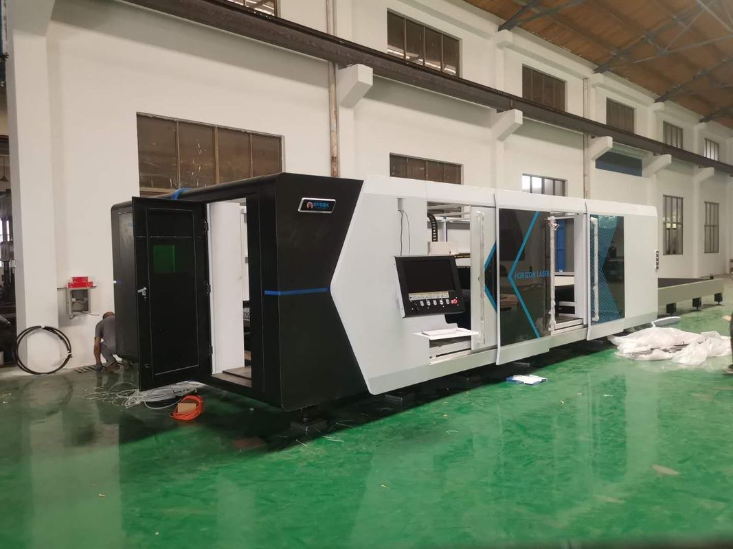 鋼板のためのIPG 20mm CNCの金属の切断8025レーザーの打抜き機