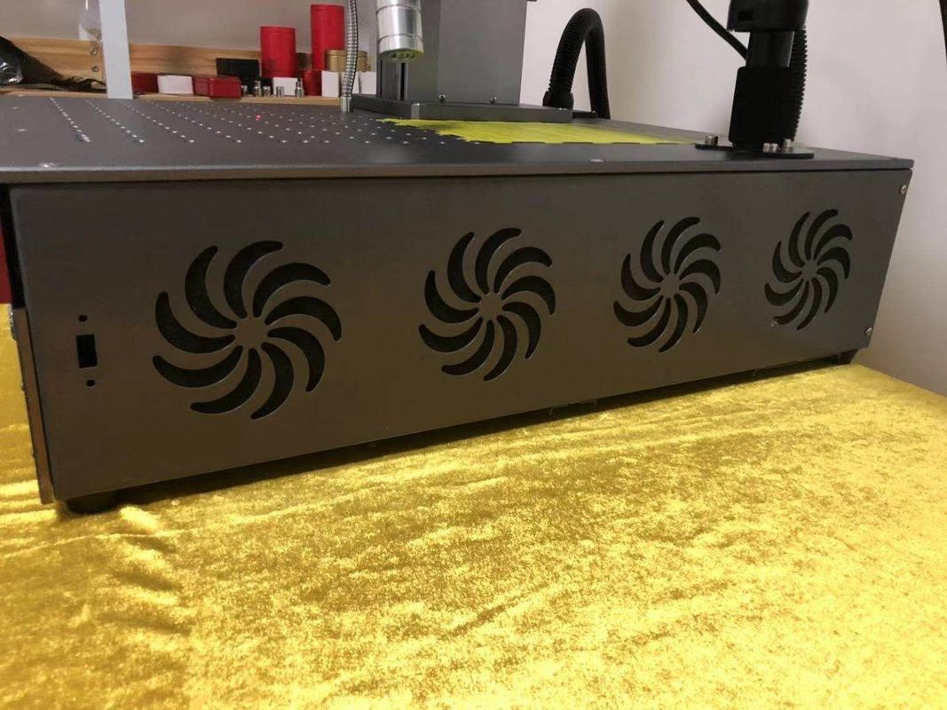 3W QRコードのための紫外線レーザーの彫刻家、プラスチックのためのレーザーの彫版機械