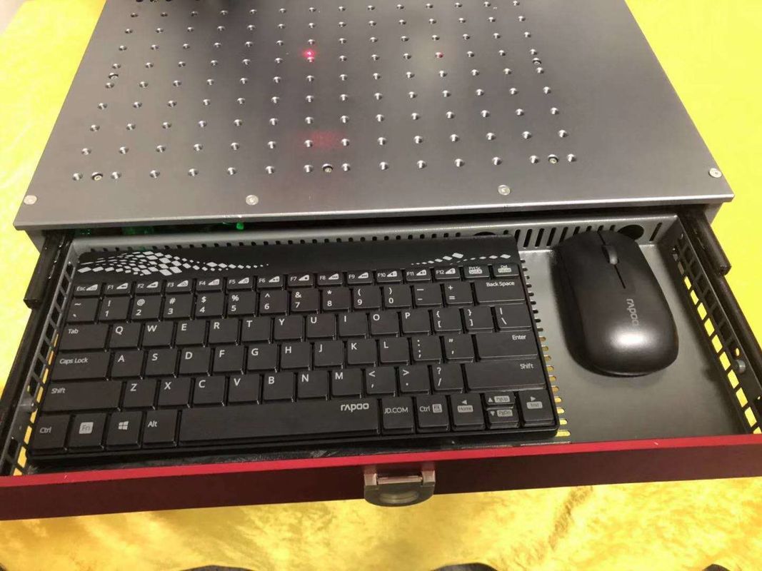 200kHz 7000mmキーボードが付いている紫外線レーザーの印機械