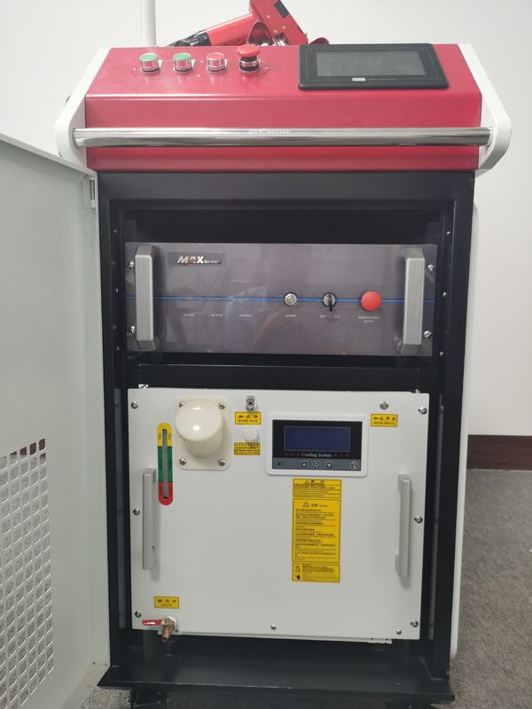 1000W 1080nm手持ち型レーザーの溶接工6モード人間工学的の設計