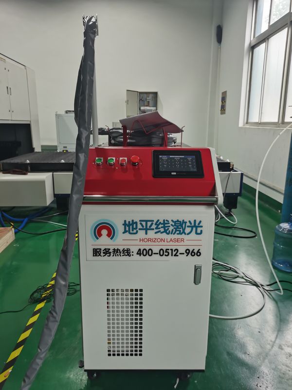 1060nm 30Wの携帯用レーザ溶接機械精密印